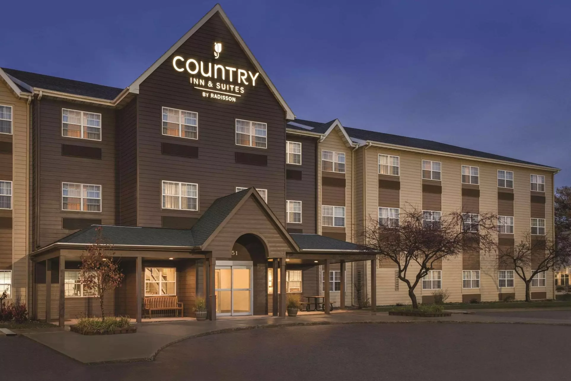 Country Inn & Suites by Radisson, Dakota Dunes, SD - Primary Image