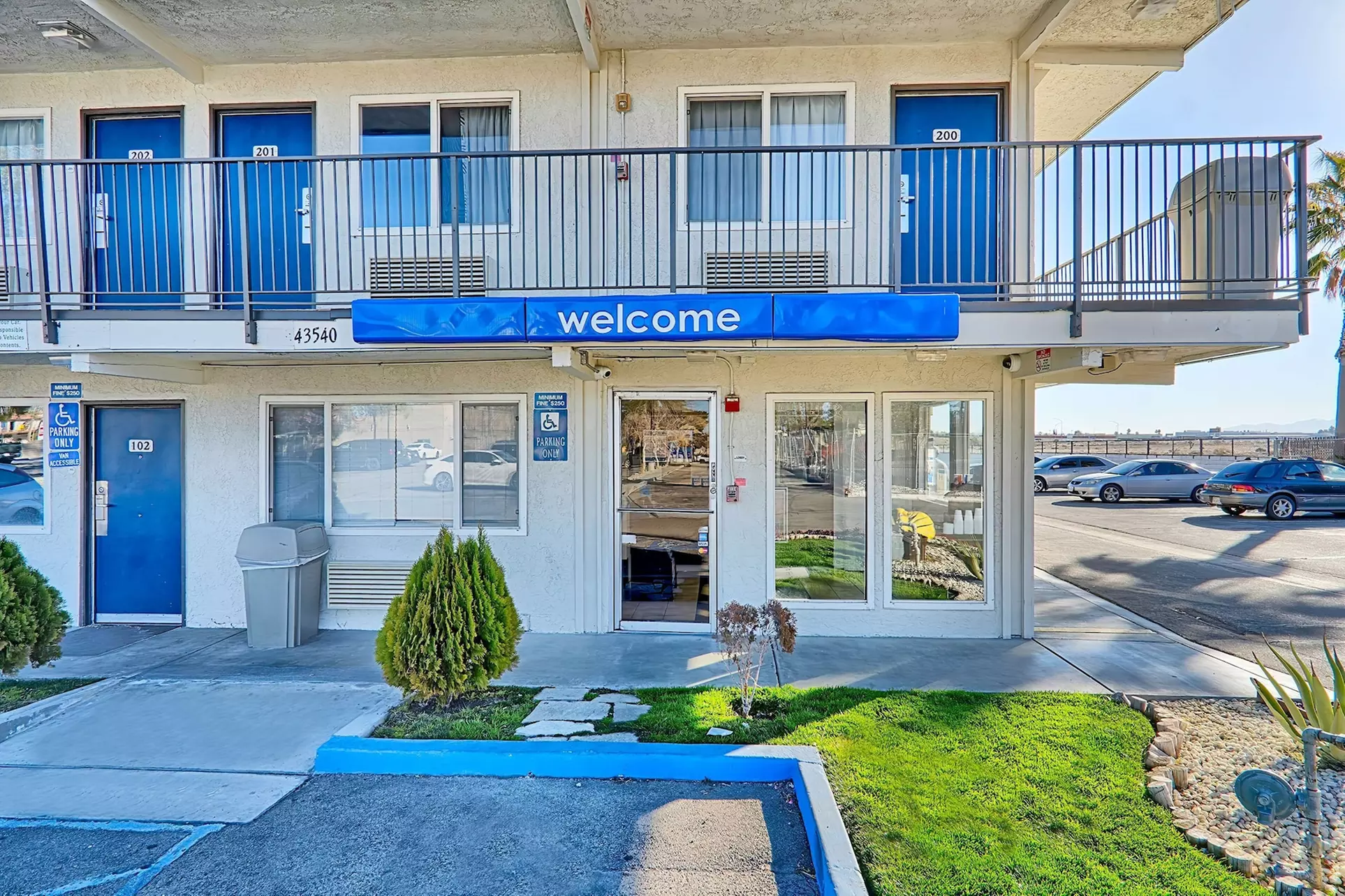 Motel 6 Lancaster, CA - Primary Image