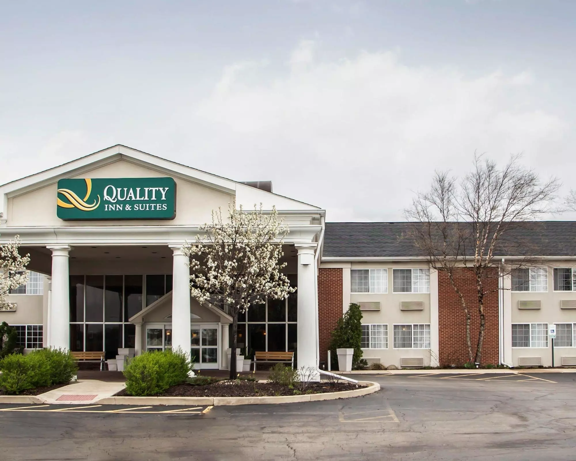 Quality Inn and Suites St Charles - West Chicago - Primary Image