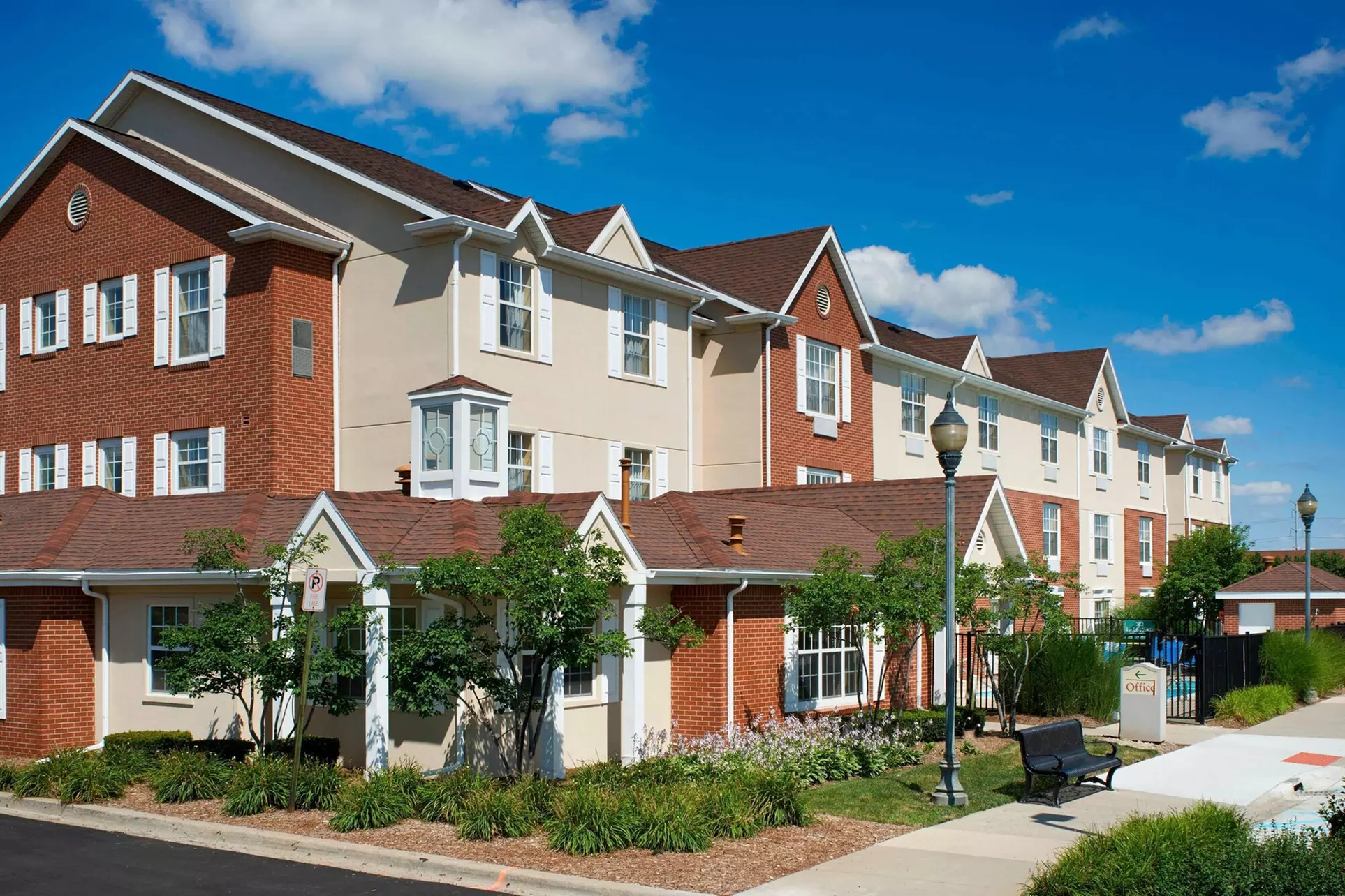 Sonesta Simply Suites Detroit Novi - Primary Image