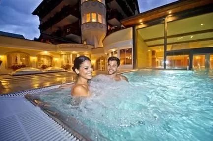 HOTEL LA GINABELLE - Primary Image