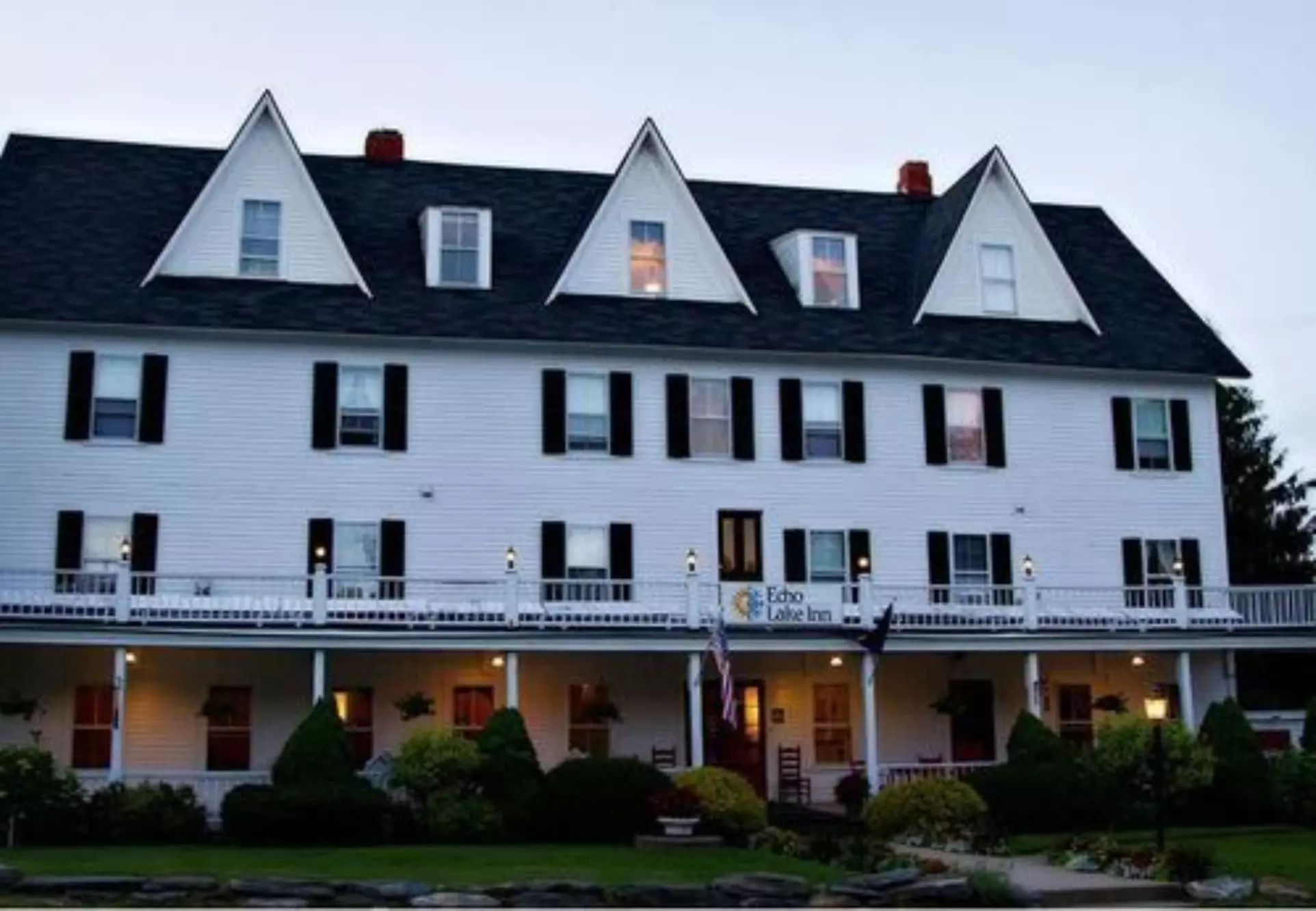 Echo Lake Inn - Primary Image
