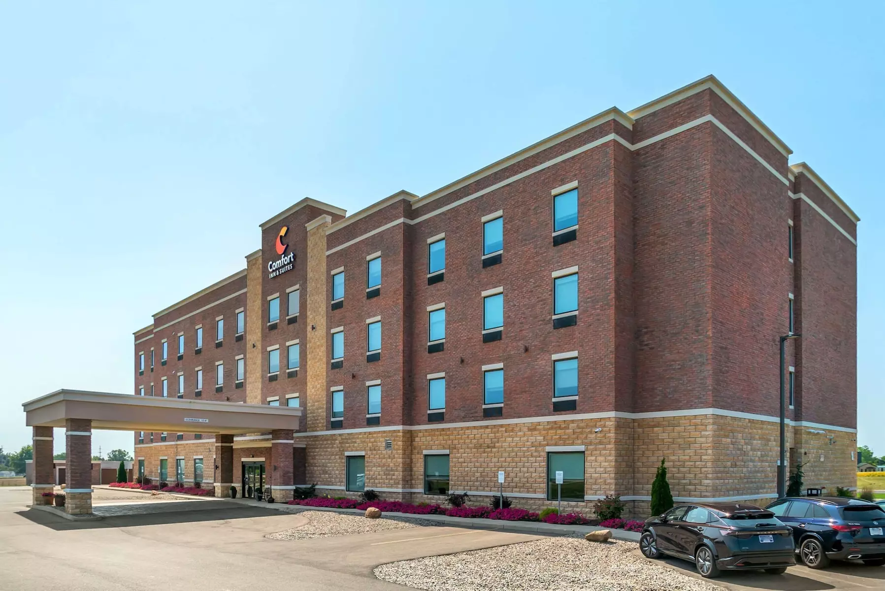 Comfort Inn & Suites Adrian - Primary Image