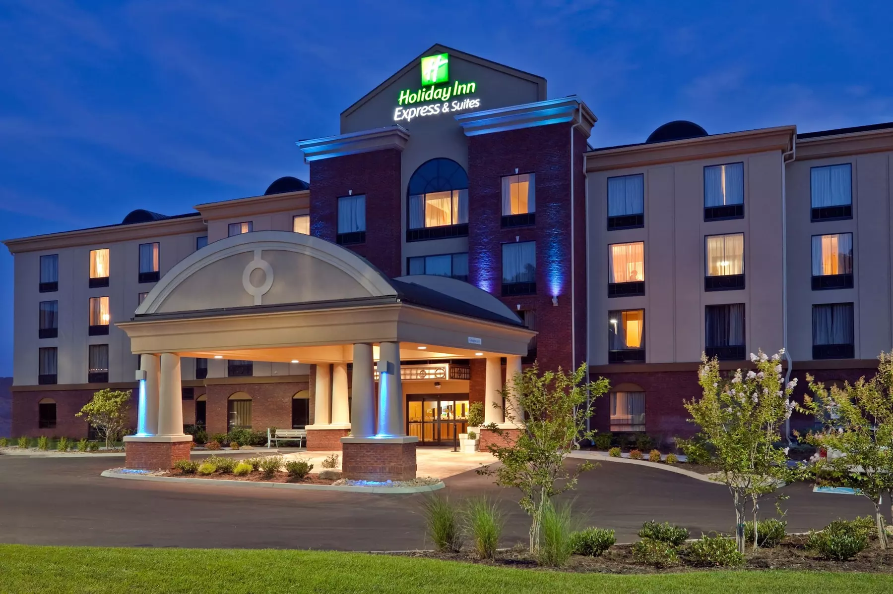 Holiday Inn Express Hotel & Suites Kodak East - Sevierville by IHG - Primary Image