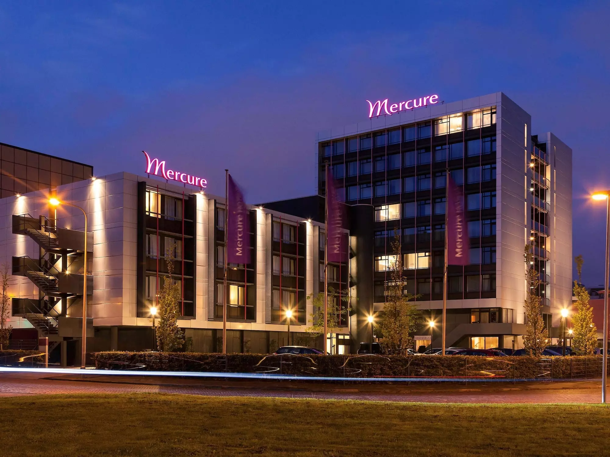 Mercure City Groningen Martiniplaza Hotel - Primary Image