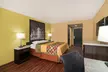 Super 8 by Wyndham Raleigh North East - Second Medium