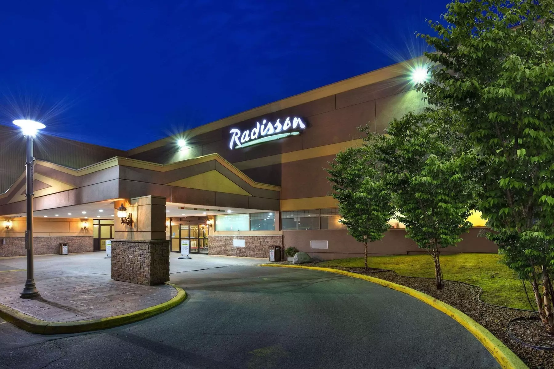 Radisson Hotel Sudbury - Primary Image