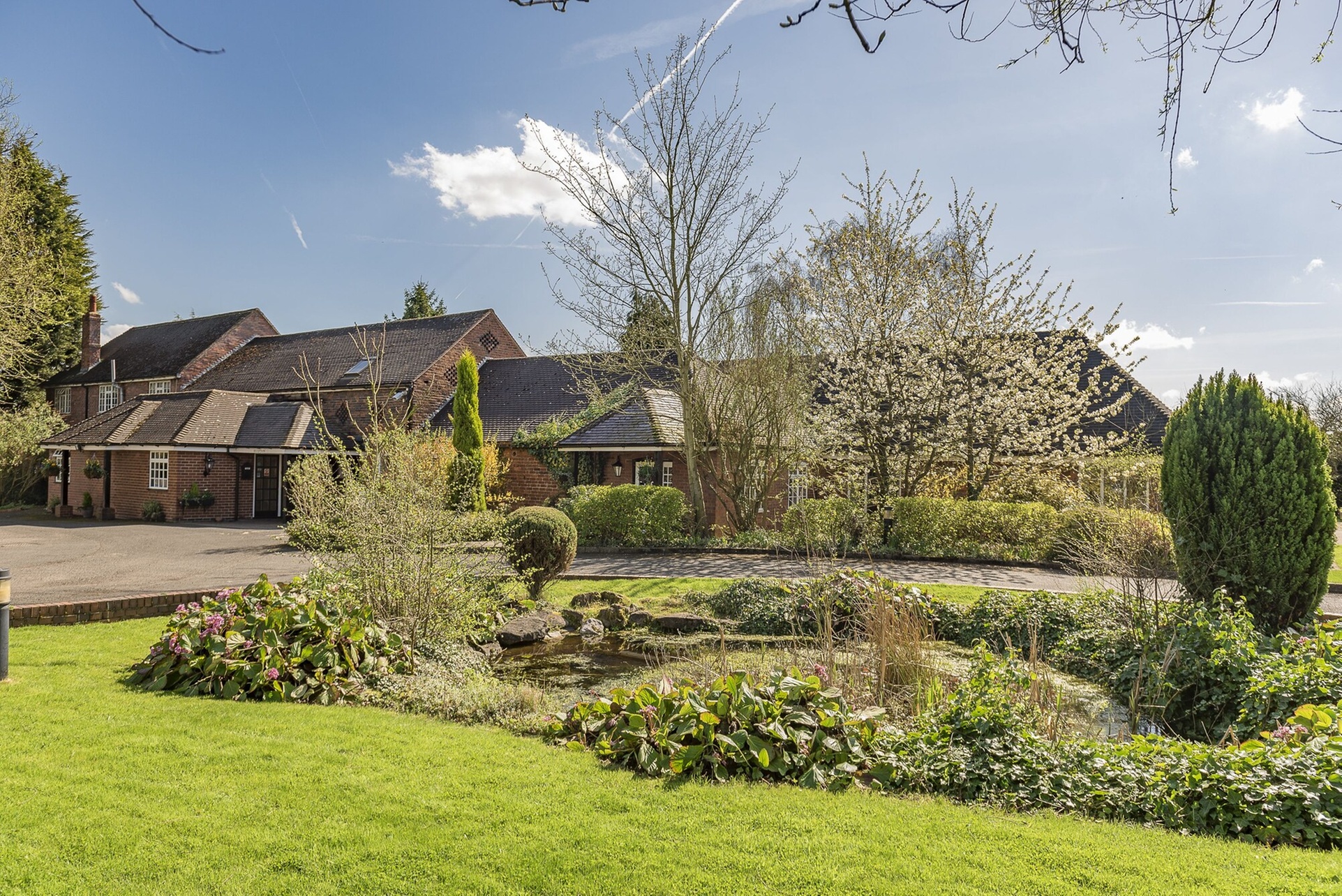 Brook Marston Farm Hotel