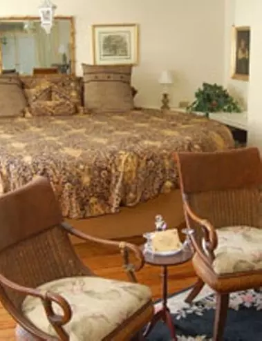 CHALET SUZANNE - Second Medium