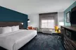 La Quinta Inn & Suites by Wyndham Greensboro NC - Second Medium