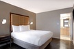 Days Inn by Wyndham Victoria Uptown - Second Medium