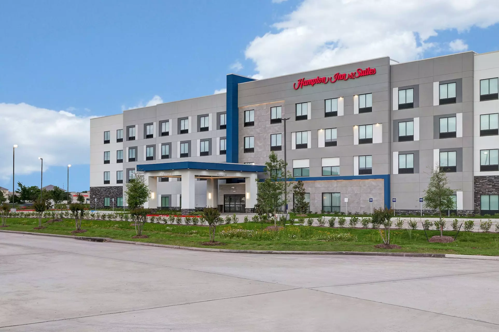 Hampton Inn & Suites Houston East Beltway 8 - Primary Image