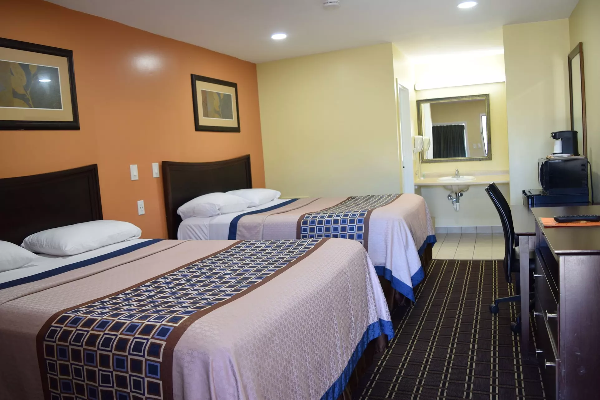 White Oaks Motel Pennsville/Carneys Point - Primary Image
