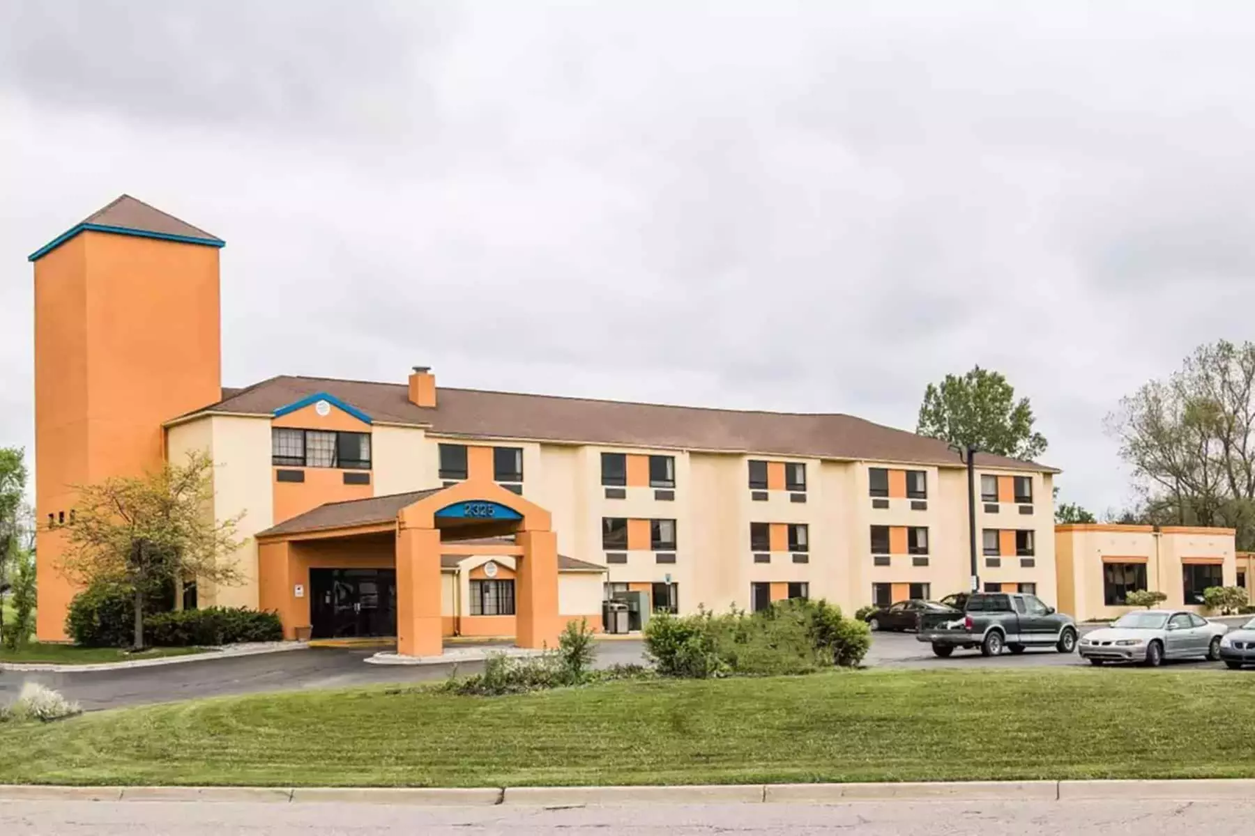Days Inn by Wyndham Flint/Bishop International Airport - Primary Image