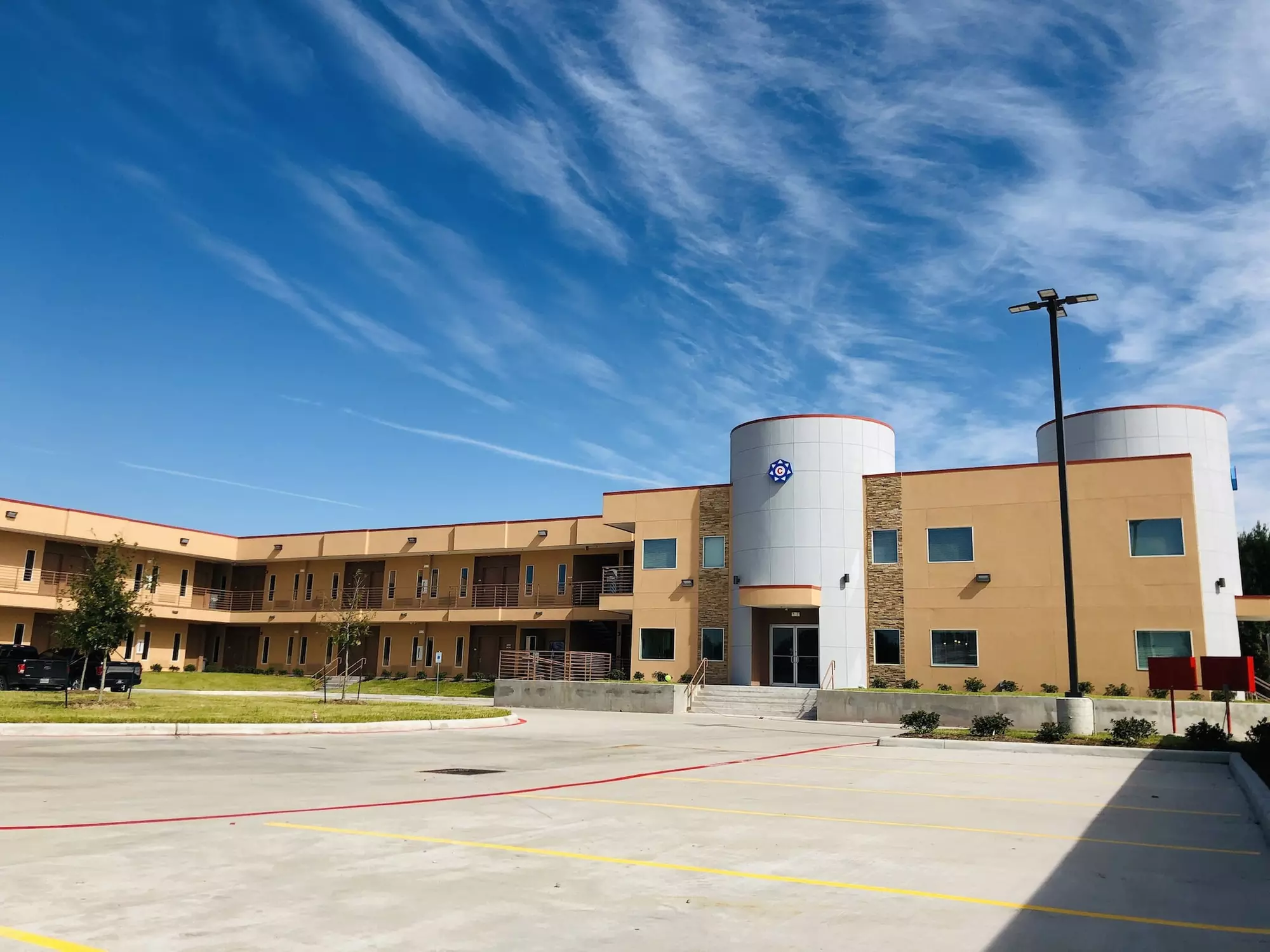 Crystal Inn - Primary Image