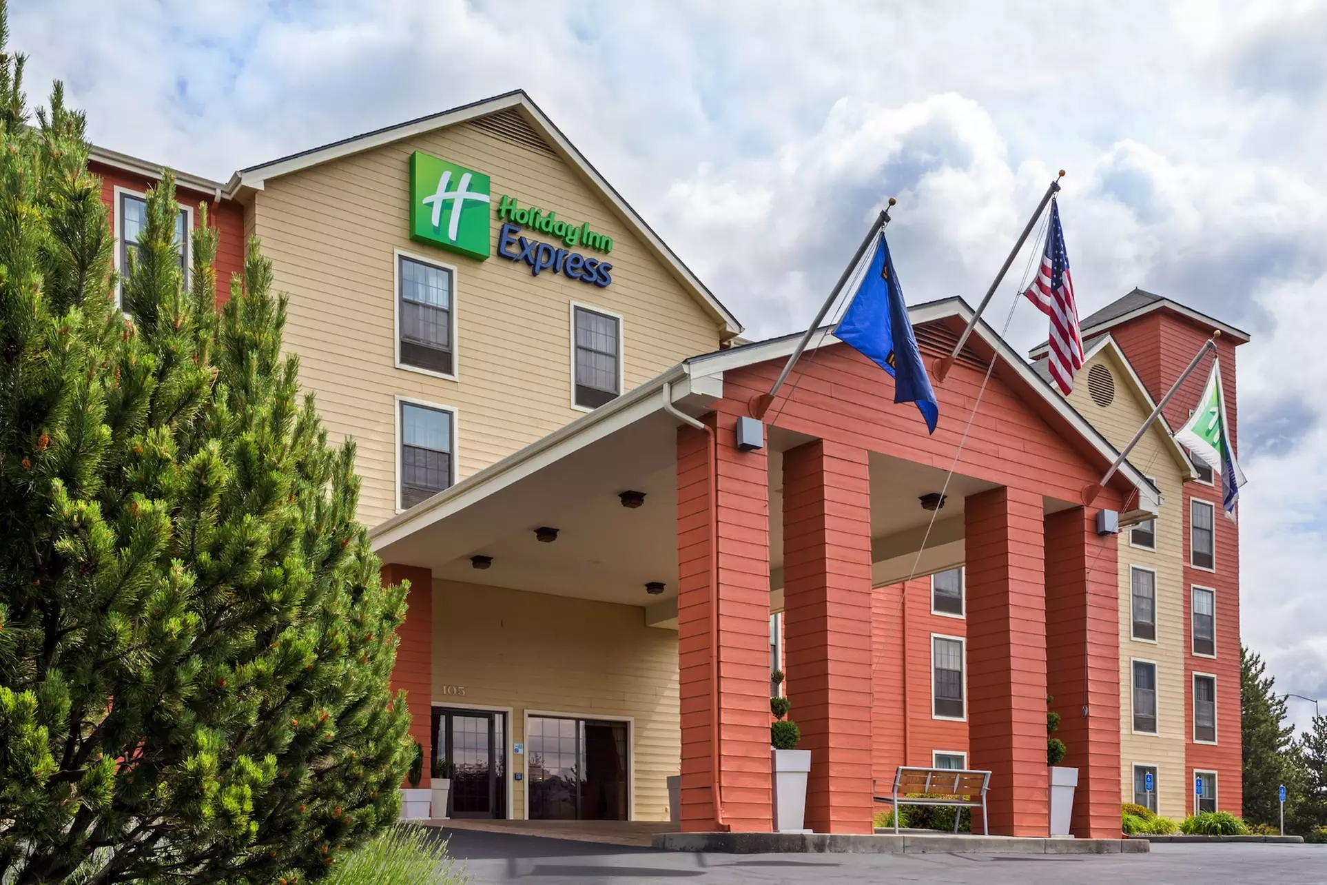 Holiday Inn Express Grants Pass by IHG - Primary Image