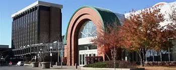Howard Johnson by Wyndham Sioux City - Primary Image