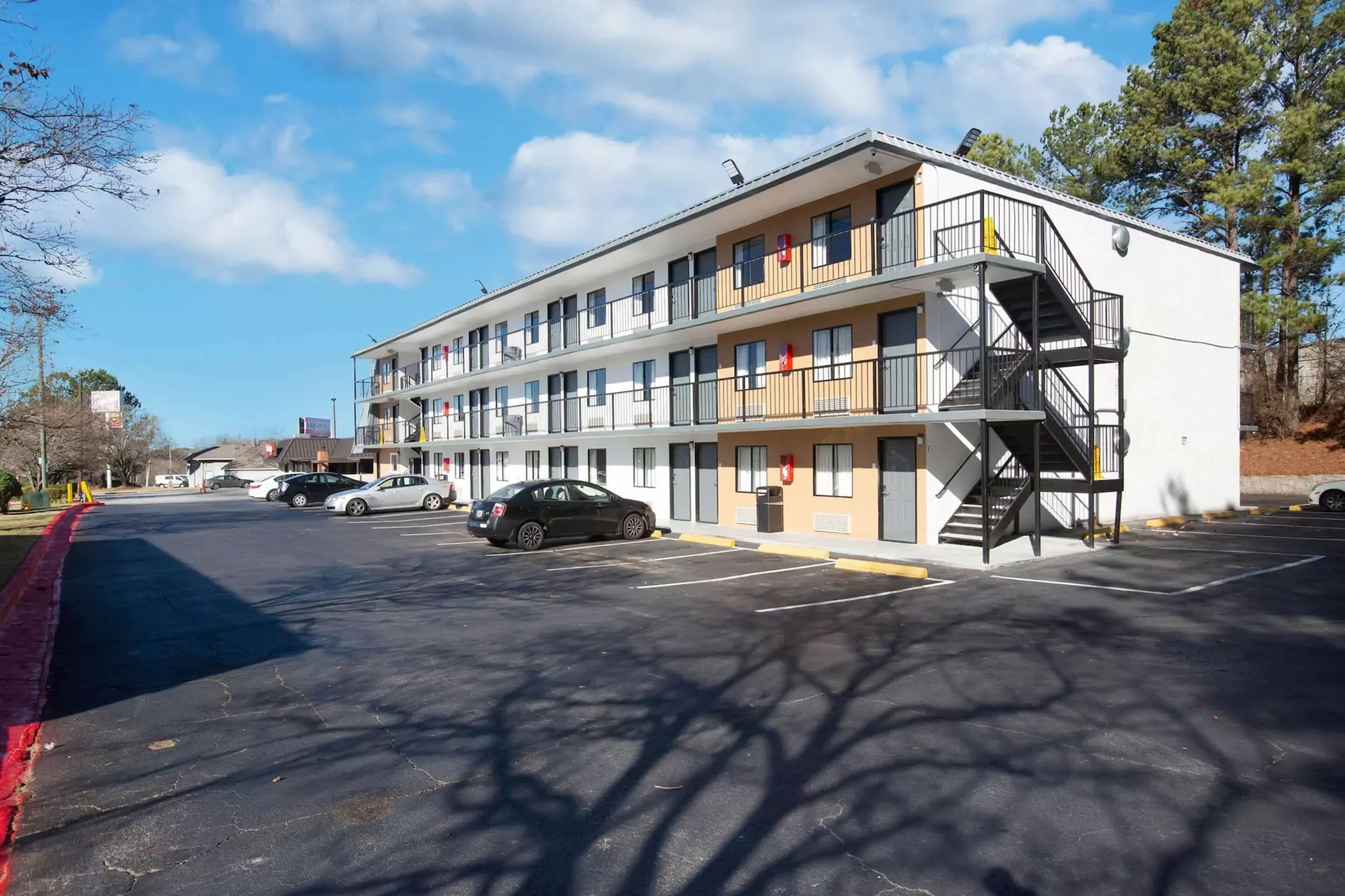Econo Lodge - Primary Image