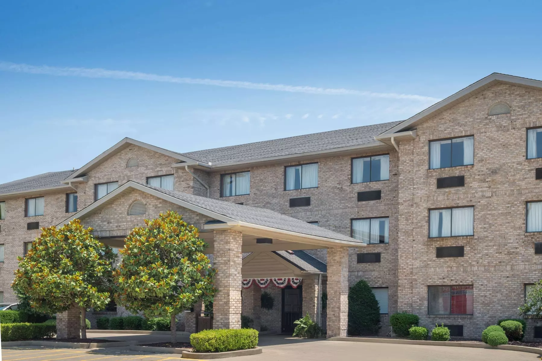 Ramada by Wyndham Catlettsburg/Ashland - Primary Image