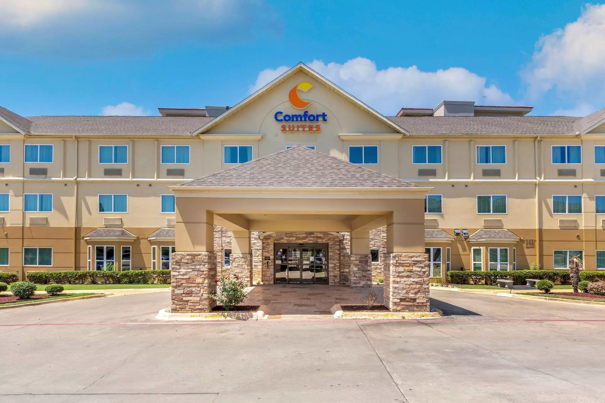 Comfort Suites North Dallas - Primary Image