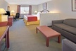 Days Inn & Suites by Wyndham Laurel Near Fort Meade - Second Medium