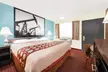 Super 8 by Wyndham Midwest City OK - Second Medium