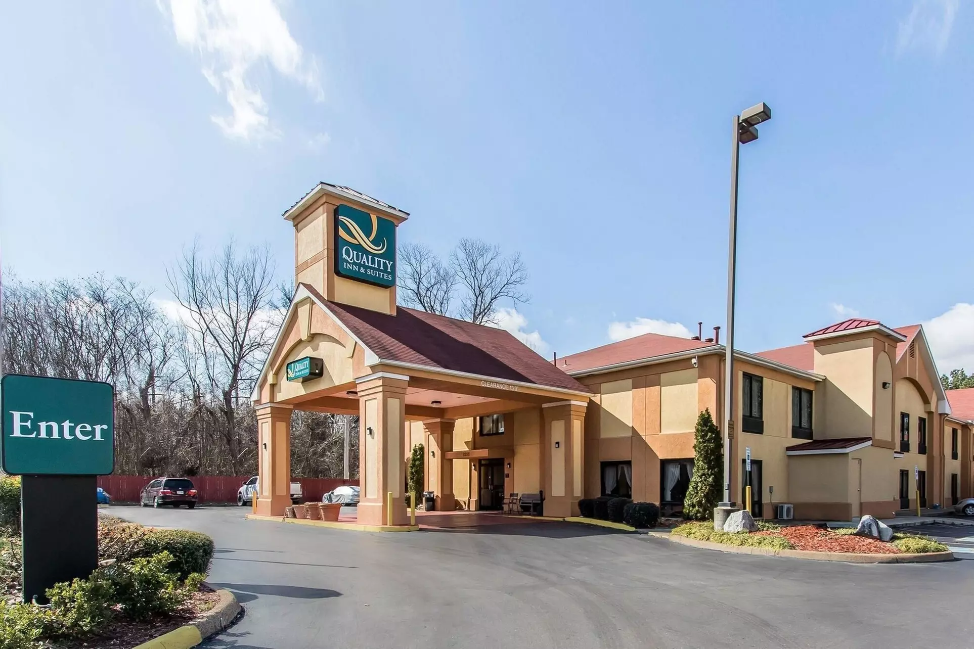 Quality Inn & Suites Memphis East - Primary Image