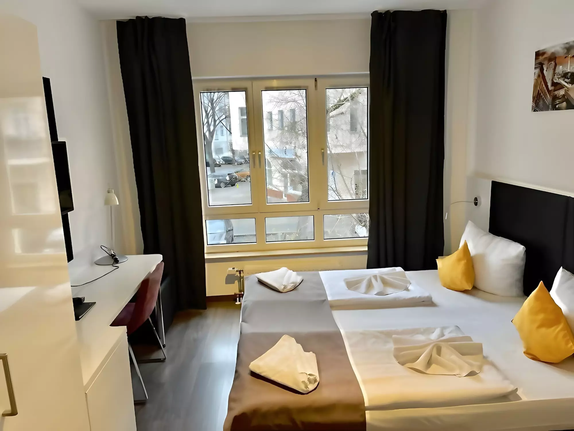 Alfa Hotel - Primary Image