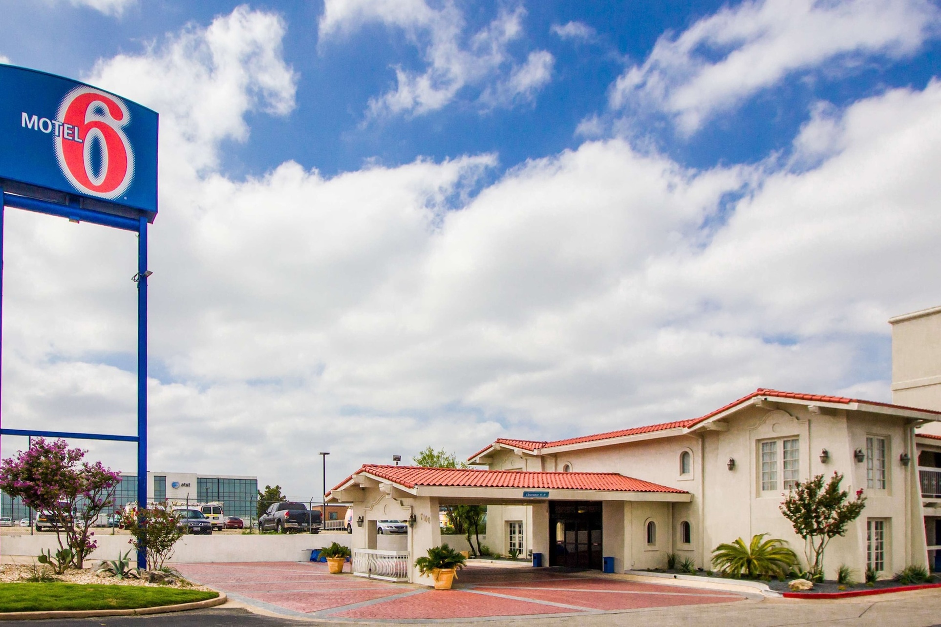 Motel 6 Austin, TX - Midtown