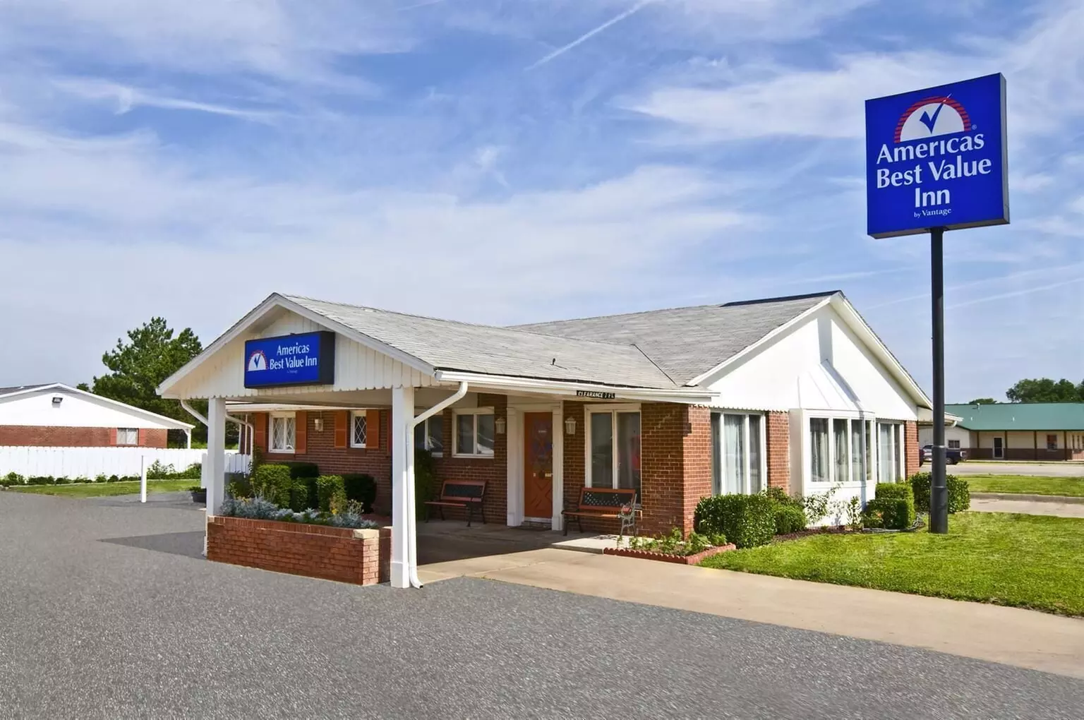 Americas Best Value Inn Arkansas City - Primary Image