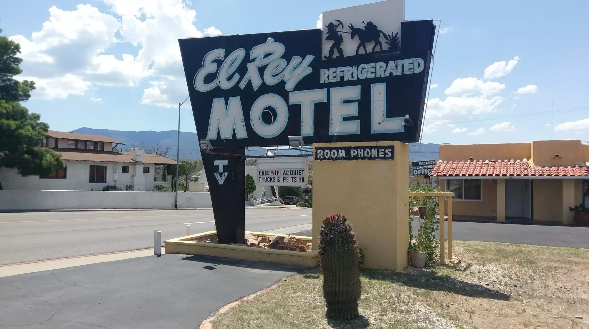 El Rey Motel - Primary Image
