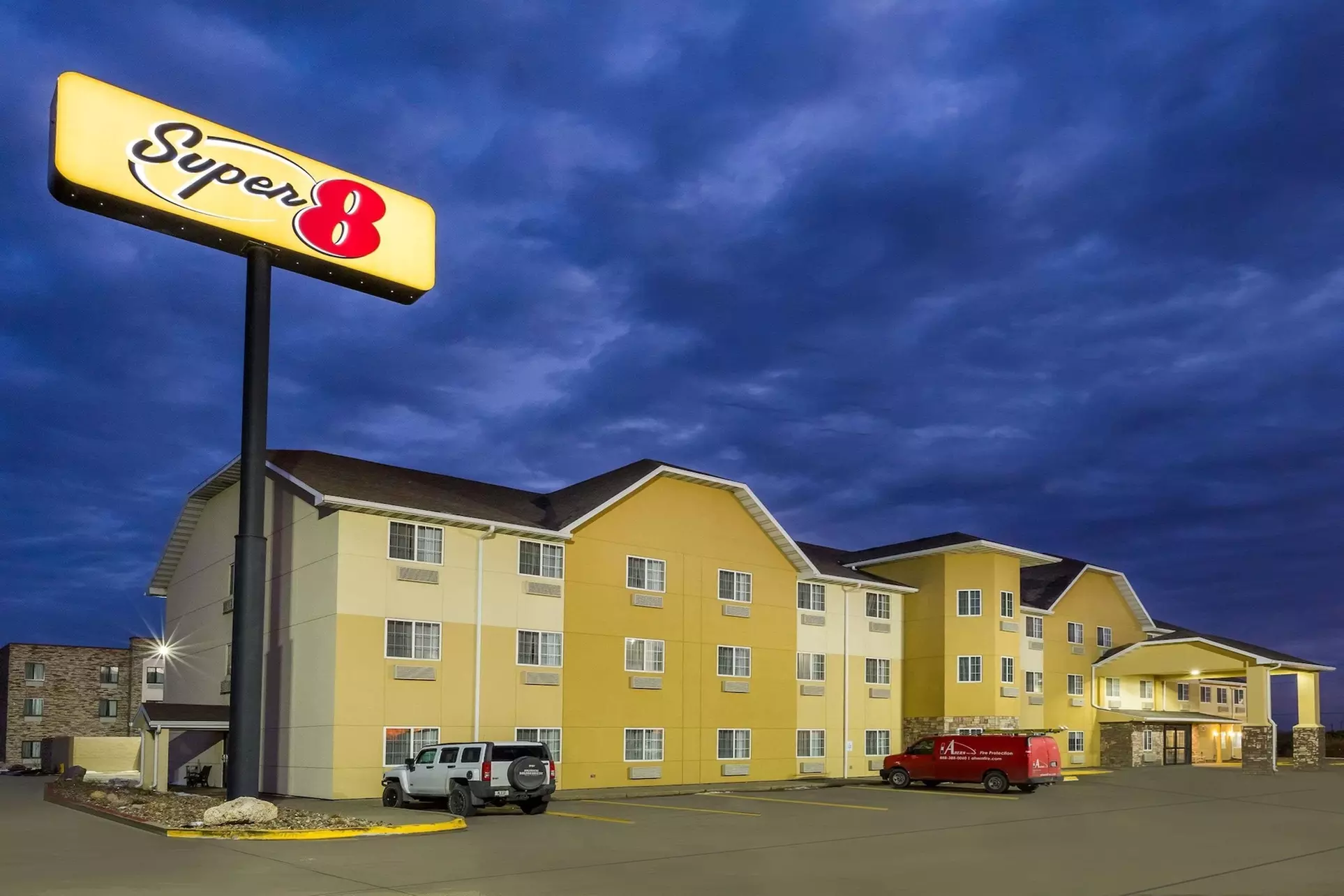 Super 8 by Wyndham Altoona - Primary Image