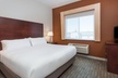 Holiday Inn Express Hotel & Suites Gananoque, an IHG Hotel - Second Medium