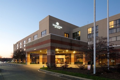 DoubleTree by Hilton Hartford - Bradley Airport | Windsor Locks