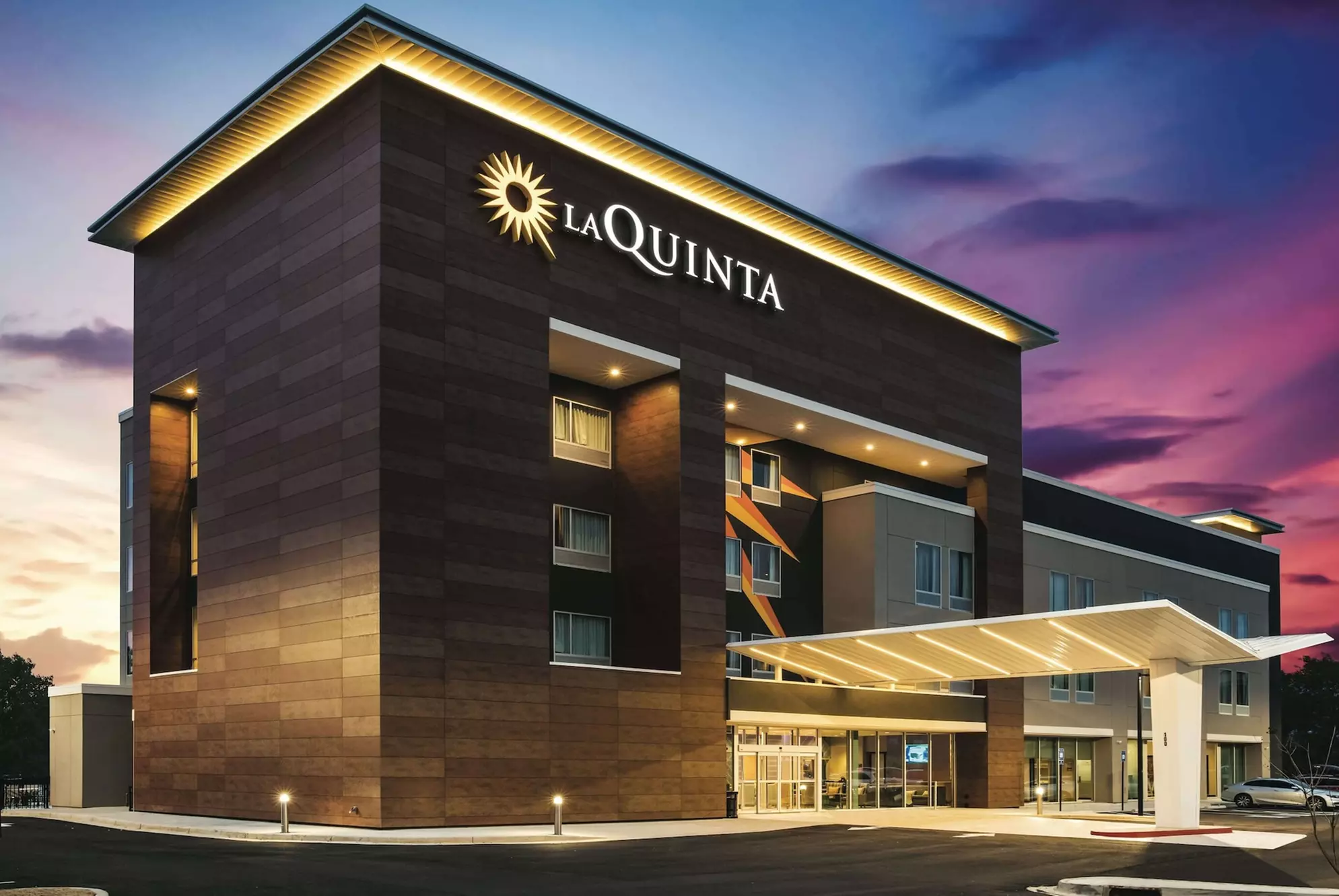 La Quinta Inn & Suites by Wyndham Atlanta South - McDonough - Primary Image