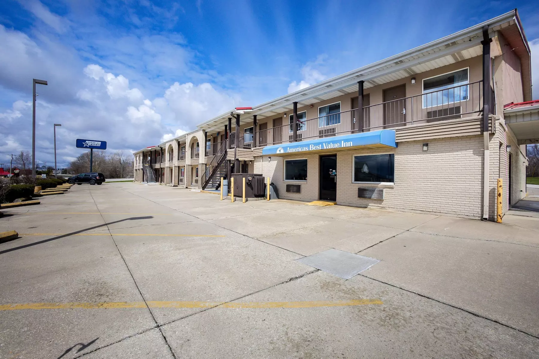Americas Best Value Inn Celina - Primary Image