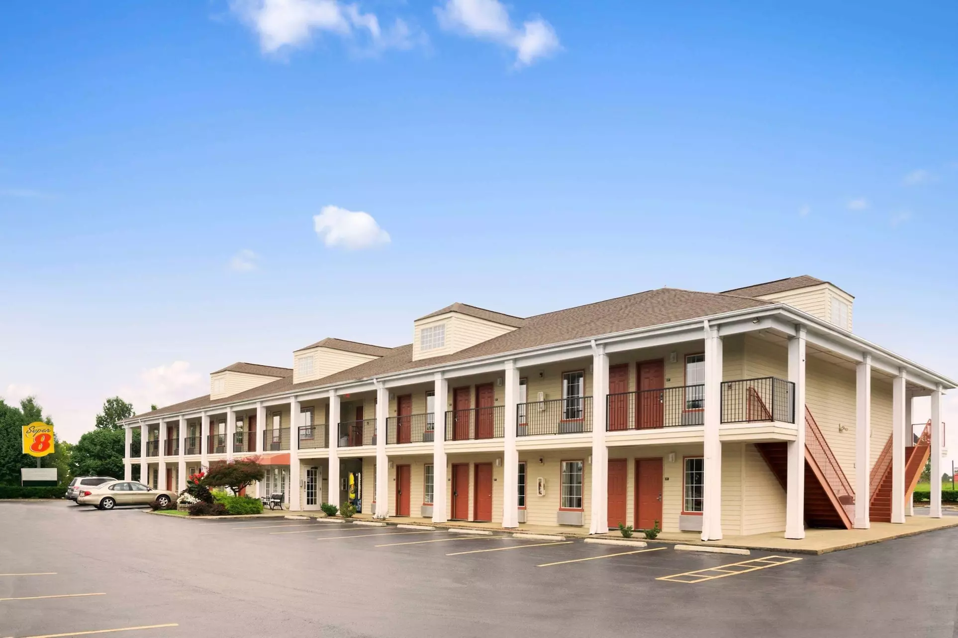 Super 8 by Wyndham Garner/Clayton/Raleigh - Primary Image