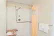 Days Inn & Suites by Wyndham Clermont - Second Medium