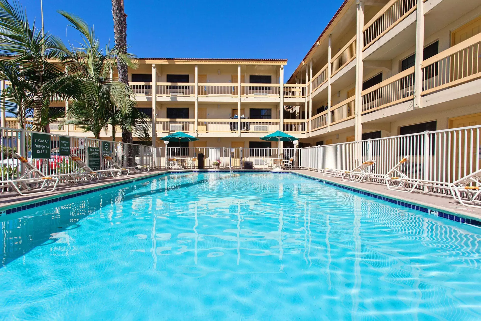 La Quinta Inn by Wyndham Costa Mesa / Newport Beach - Primary Image
