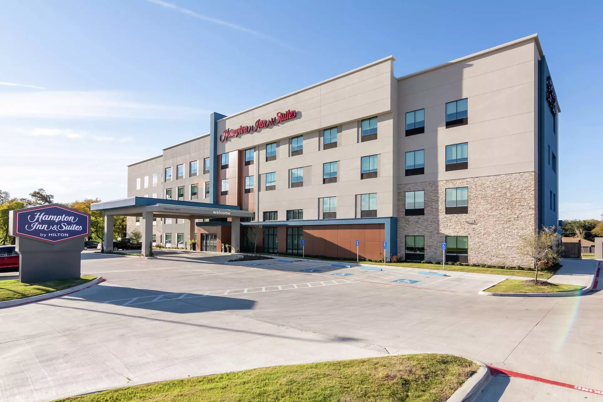 Hampton Inn & Suites Dallas East - Primary Image