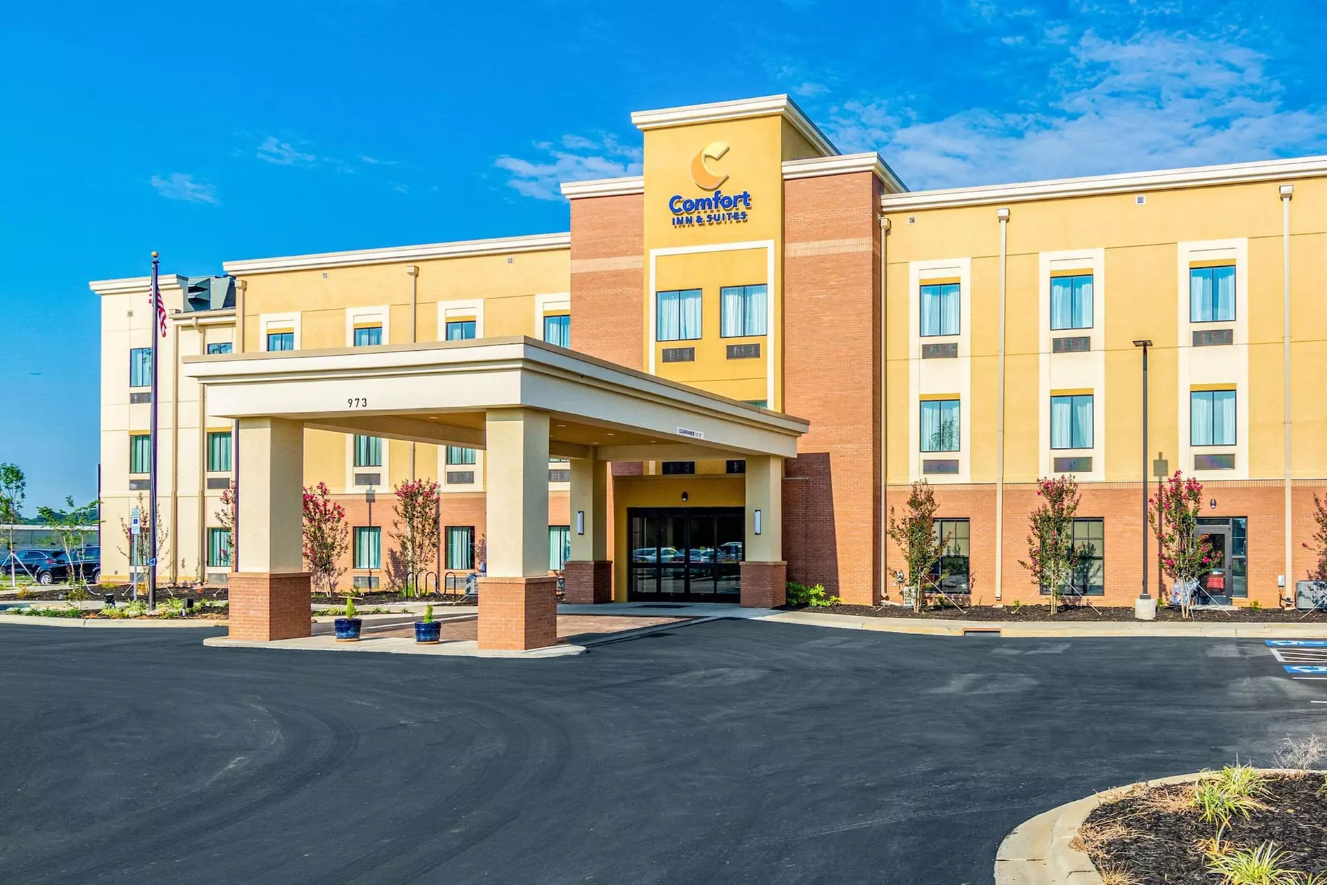 Comfort INN AND Suites - Primary Image