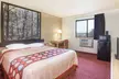 Super 8 by Wyndham Lexington VA - Second Medium