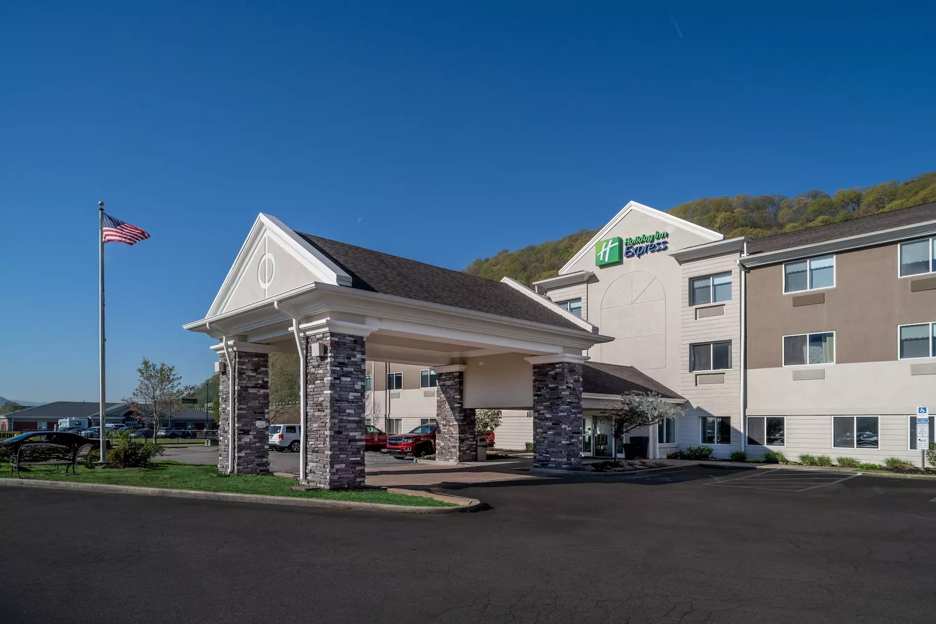 Holiday Inn Express Charleston-Kanawha City by IHG - Primary Image