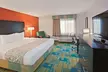 La Quinta Inn & Suites by Wyndham Mansfield OH - Second Medium