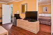 Americas Best Value Inn & Suites Clearlake Wine Country - Second Medium