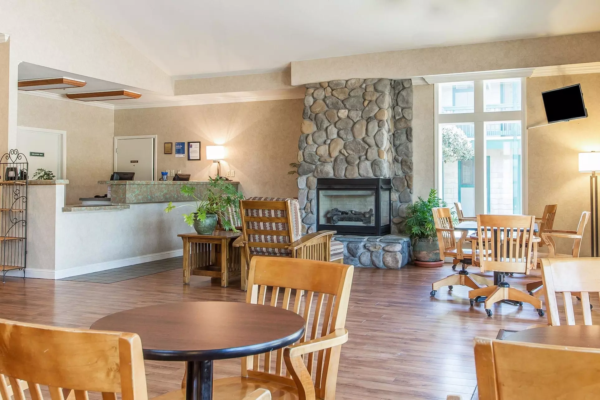 Quality Inn Half Moon Bay/Miramar Beach - Primary Image