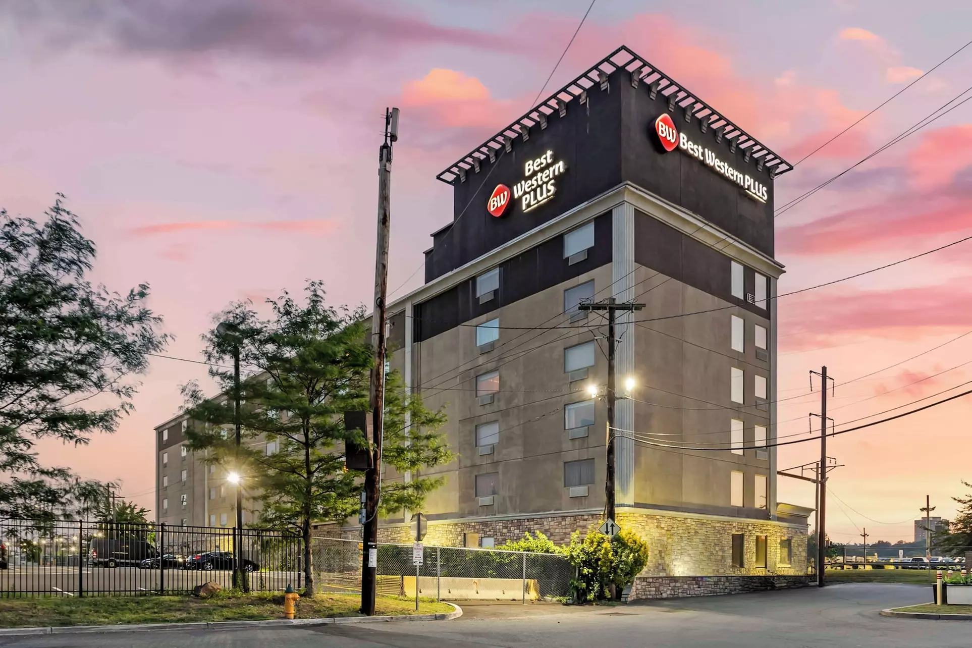 Best Western Plus Newark Airport West - Primary Image