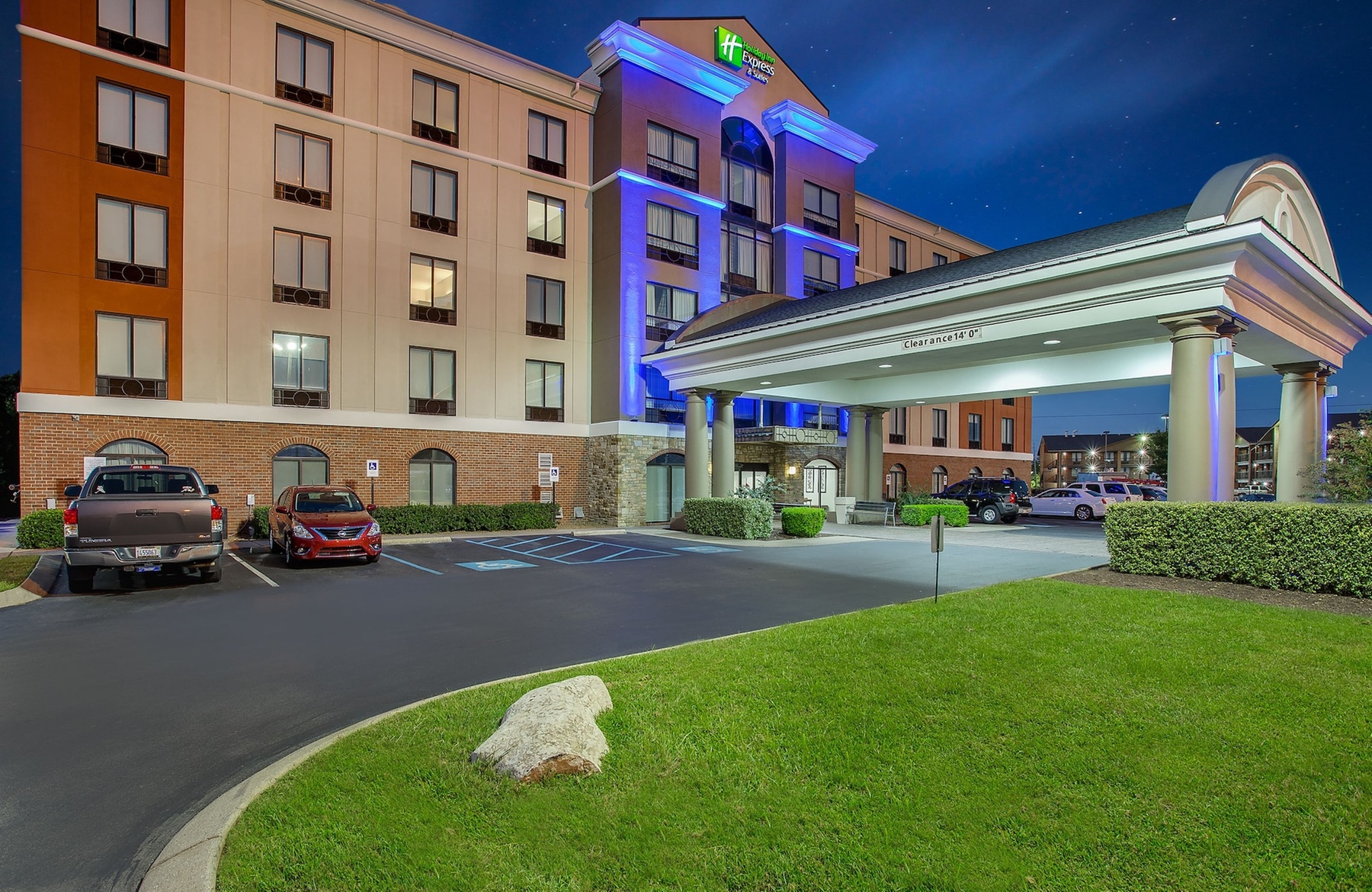 Holiday Inn Express & Suites Lebanon-Nashville Area by IHG