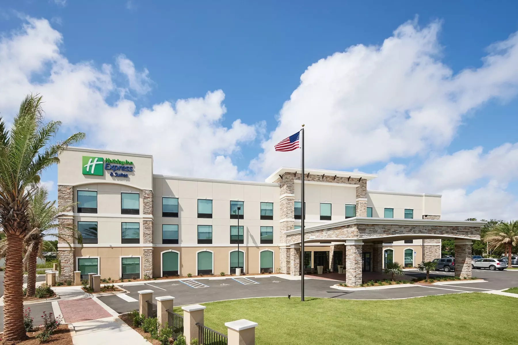 HOLIDAY INN EXPRESS & SUITES GULF BREEZE - PENSACOLA AREA by IHG - Primary Image