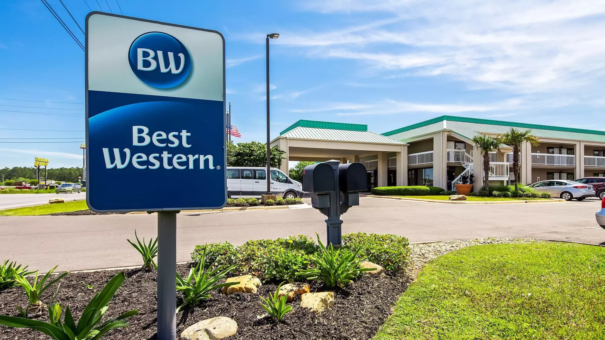 Best Western Flagship Inn - Primary Image